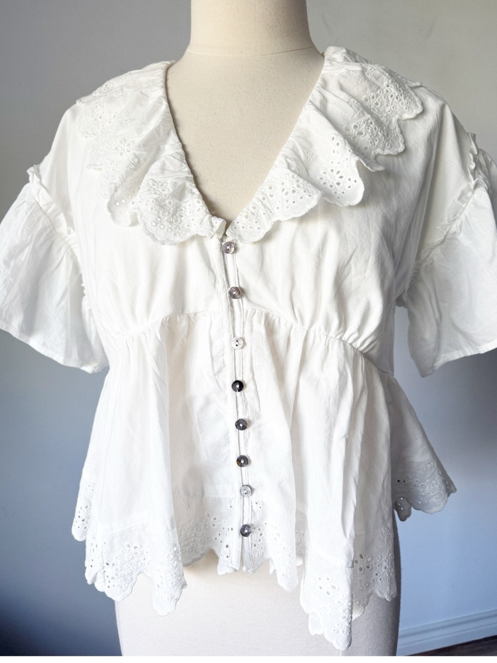 White Eyelet Ruffle Button-Front Top - Picture 4 of 13